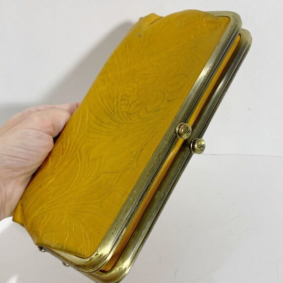 Hobo Tooled Leather Framed Wallet Women’s - Picture 9 of 13